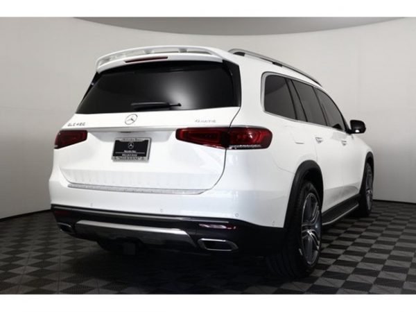 Buy Mercedes-Benz GLS 450 4MATIC SUV - Image 2