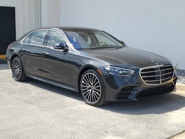 Mercedes-Benz S 500 4MATIC Sedan For Sale - Image 8
