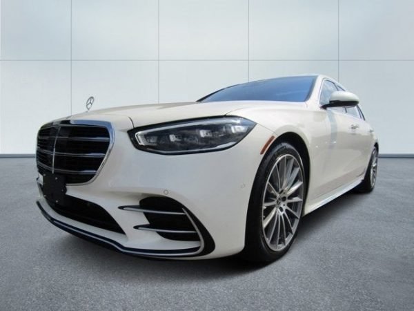 Mercedes-Benz S 500 4MATIC For Sale - Image 3