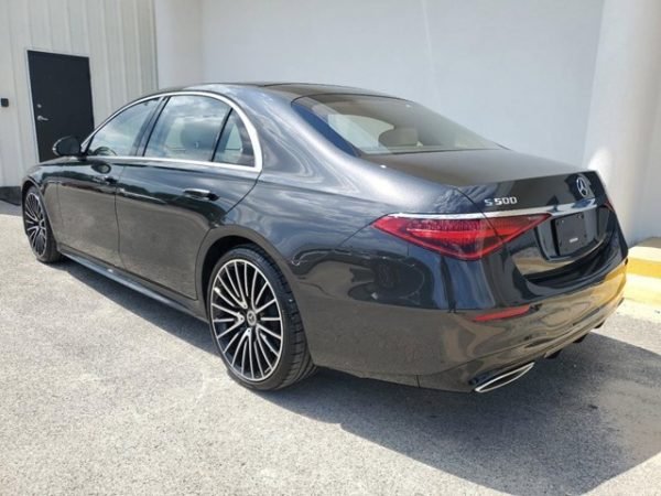 Mercedes-Benz S 500 4MATIC Sedan For Sale - Image 6