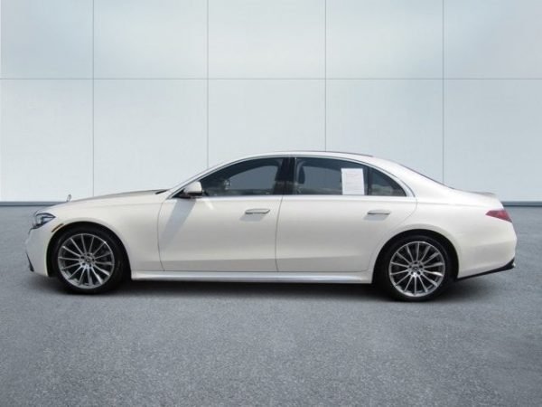 Mercedes-Benz S 500 4MATIC For Sale - Image 4