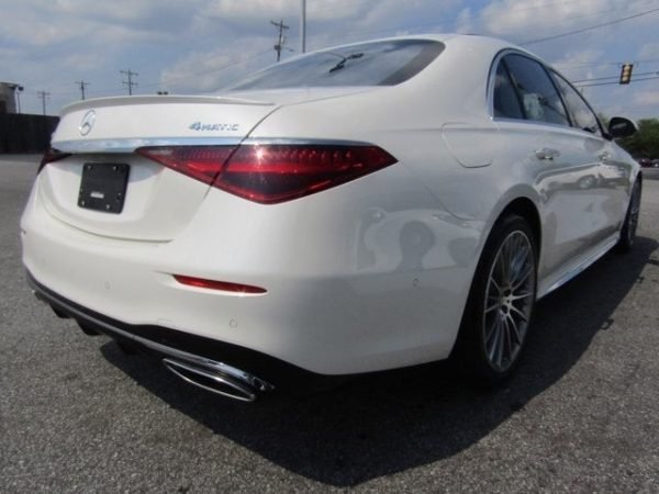 Mercedes-Benz S 500 4MATIC For Sale - Image 7