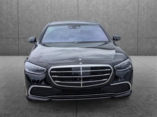 Mercedes-Benz S 500 4MATIC Sedan