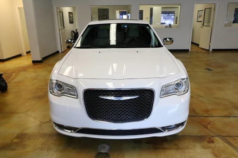 2015 Chrysler 300 – C 4dr Sedan