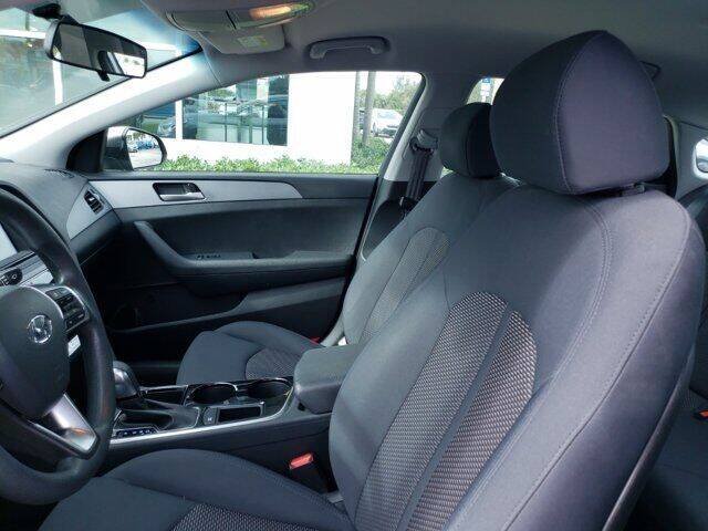 2018 Hyundai Sonata Review and Price - Image 3