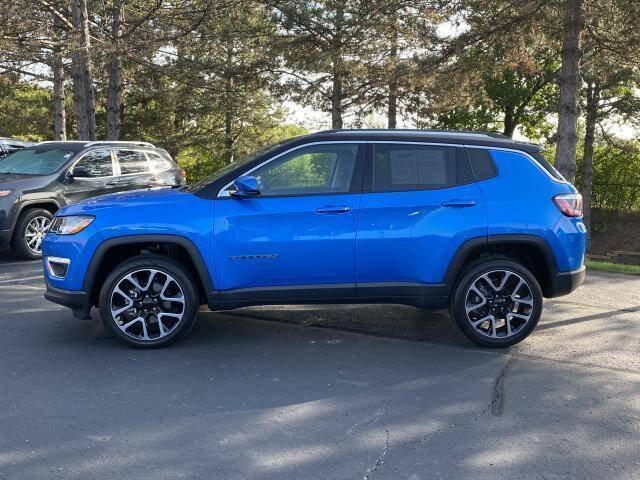 2017 Jeep Compass Laser Blue Pearlcoat - Image 6