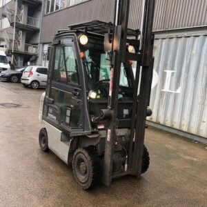 Nissan P1D1A18LQ Vollkabine mit Heizung
