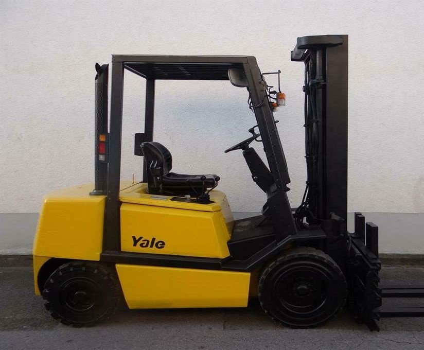 Used Forklift - Yale GDP30TFE2195 - Image 13