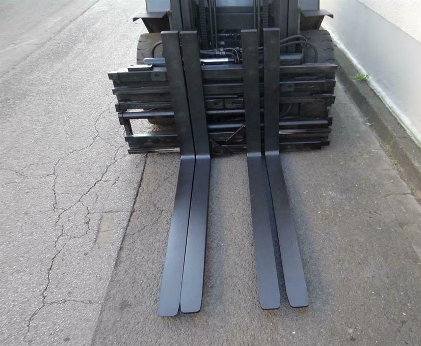 Used Forklift - Yale GDP30TFE2195 - Image 14
